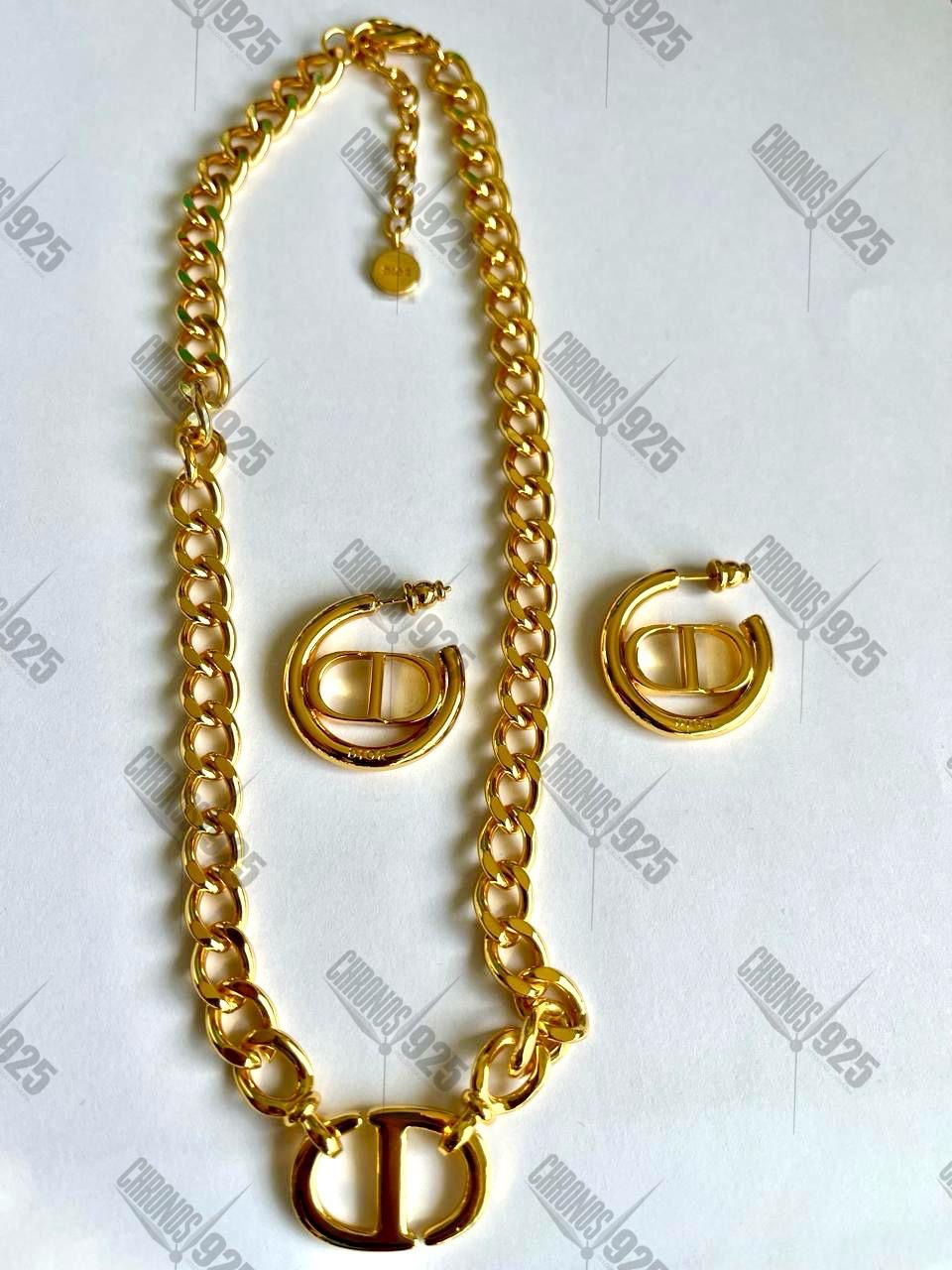 Collar y aretes CD