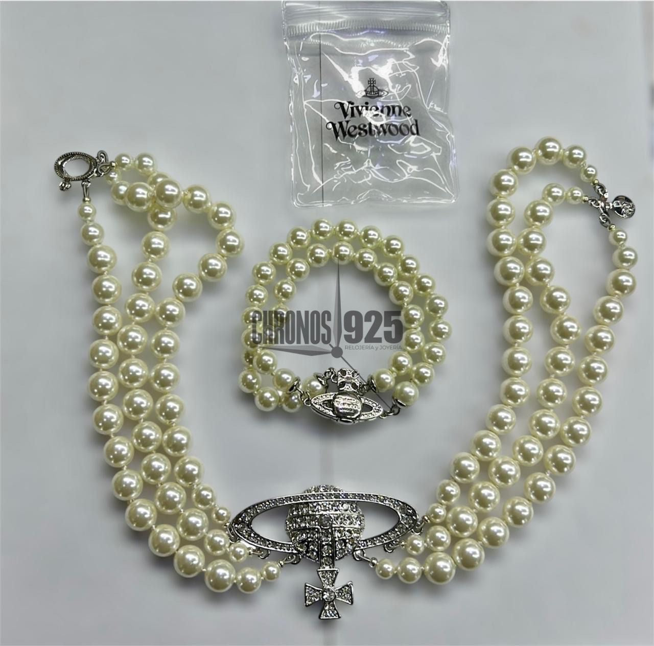 Collar y pulsera Vivienne Westwood