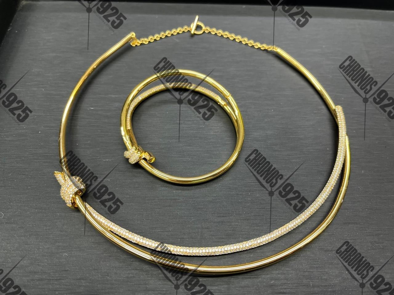 Gargantilla y pulsera Tiffany