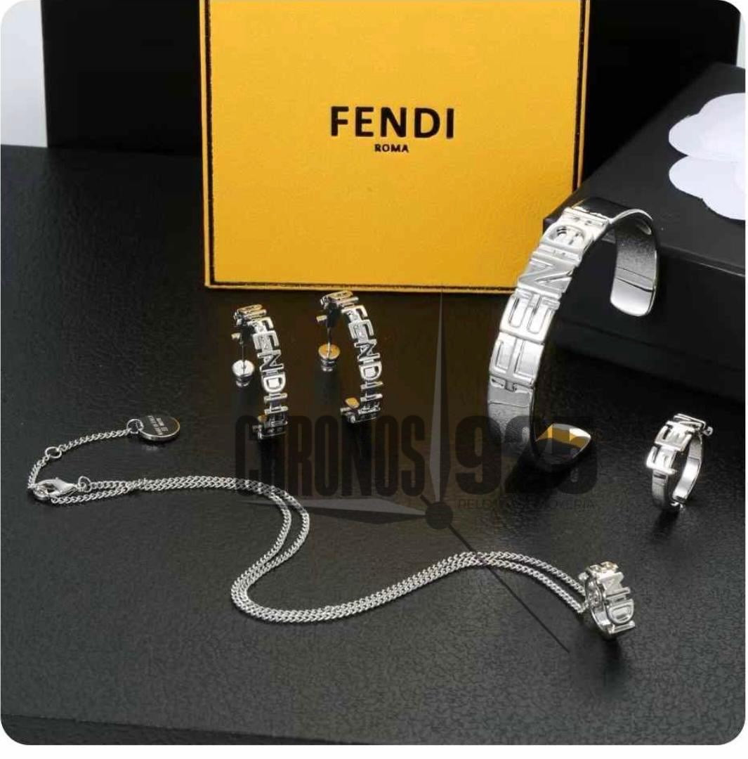 Dije, Brazalete,Arracadas FENDI
